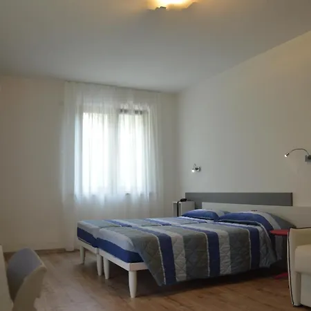 Val Di Monte Hotell