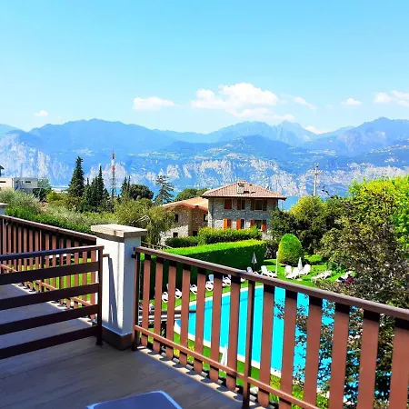 Val Di Monte Hotell 3*