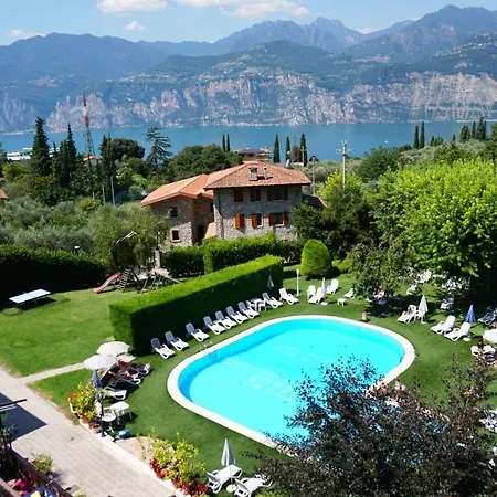 Отель Park Val Di Monte ***s Мальчезине