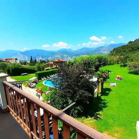 Hotel Val Di Monte 3*