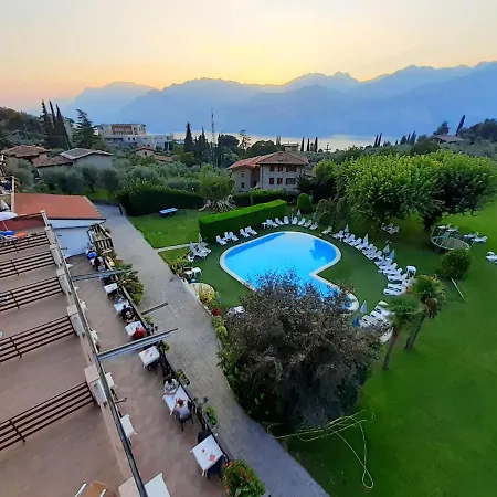 Park Val Di Monte ***s مالتشيزينيه