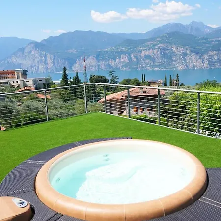 Park Val Di Monte ***s 3* مالتشيزينيه