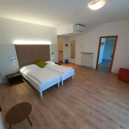 Отель Park Val Di Monte ***s