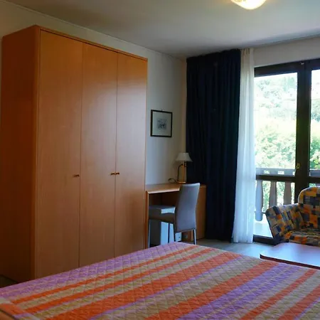 Hotel Val Di Monte 3*