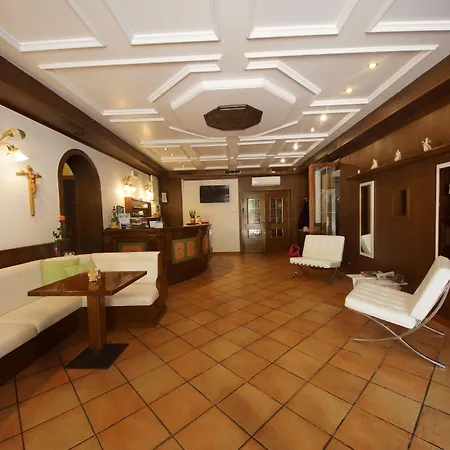 Park Val Di Monte ***s 3* Мальчезине