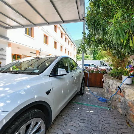 فندق Park Val Di Monte ***s مالتشيزينيه