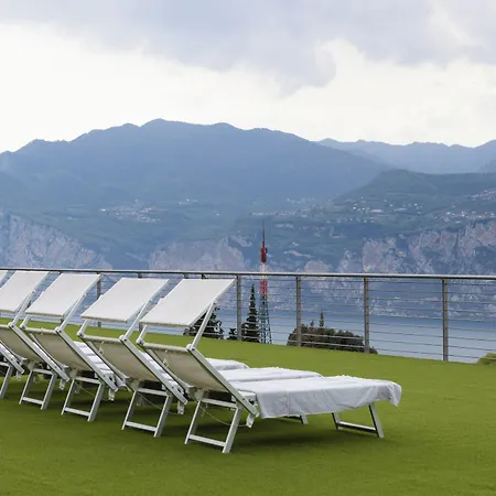 Park Val Di Monte ***s 3* مالتشيزينيه