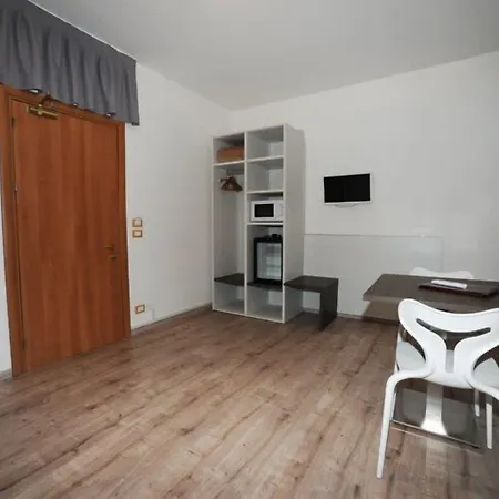 Park Val Di Monte ***s فندق مالتشيزينيه