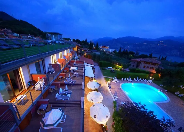 Val Di Monte Hotel