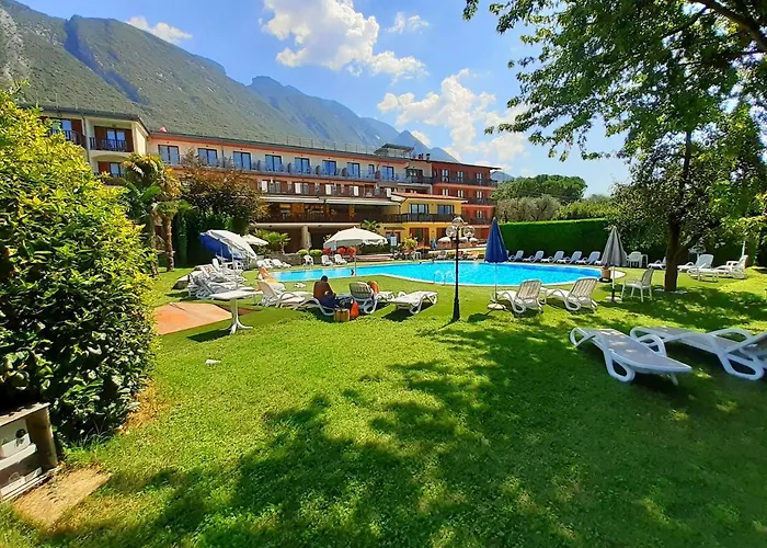 Park Val Di Monte ***s 3* 말세진느