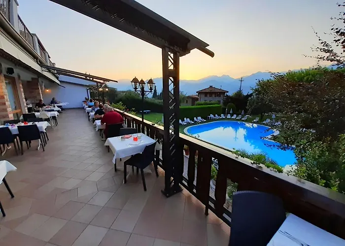 호텔 Park Val Di Monte ***s 말세진느